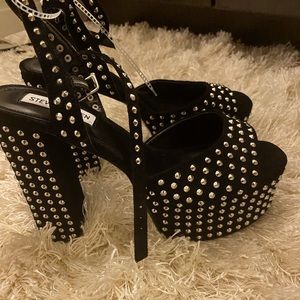 Steve Madden Black Spike Platform